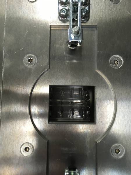 Módulo de infrarrojos para la activación de adhesivos