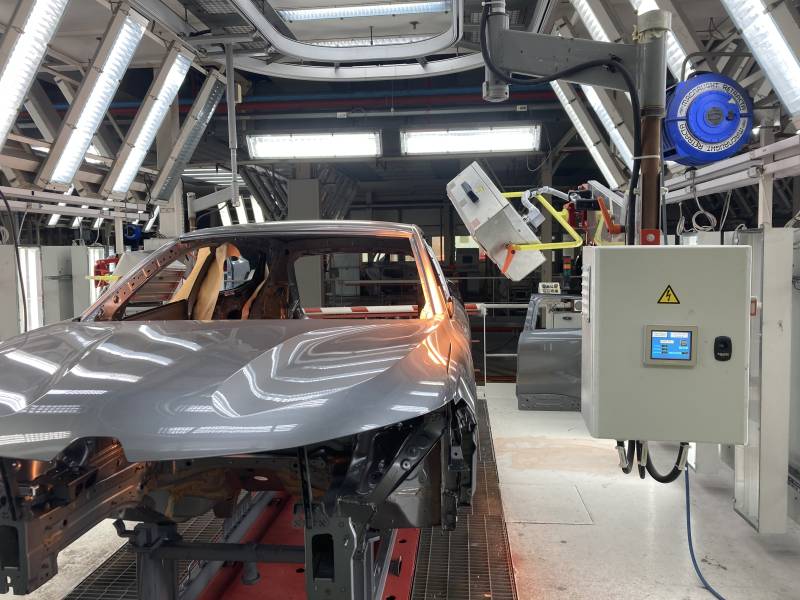 Módulo de infrarrojos para retoques en cabina de pintura RENAULT Italia